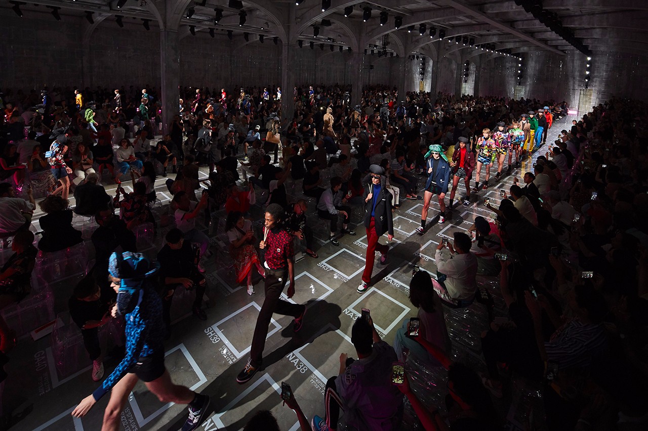 AMO新作 笛卡尔式空间——PRADA 2019春夏男装时装秀-17