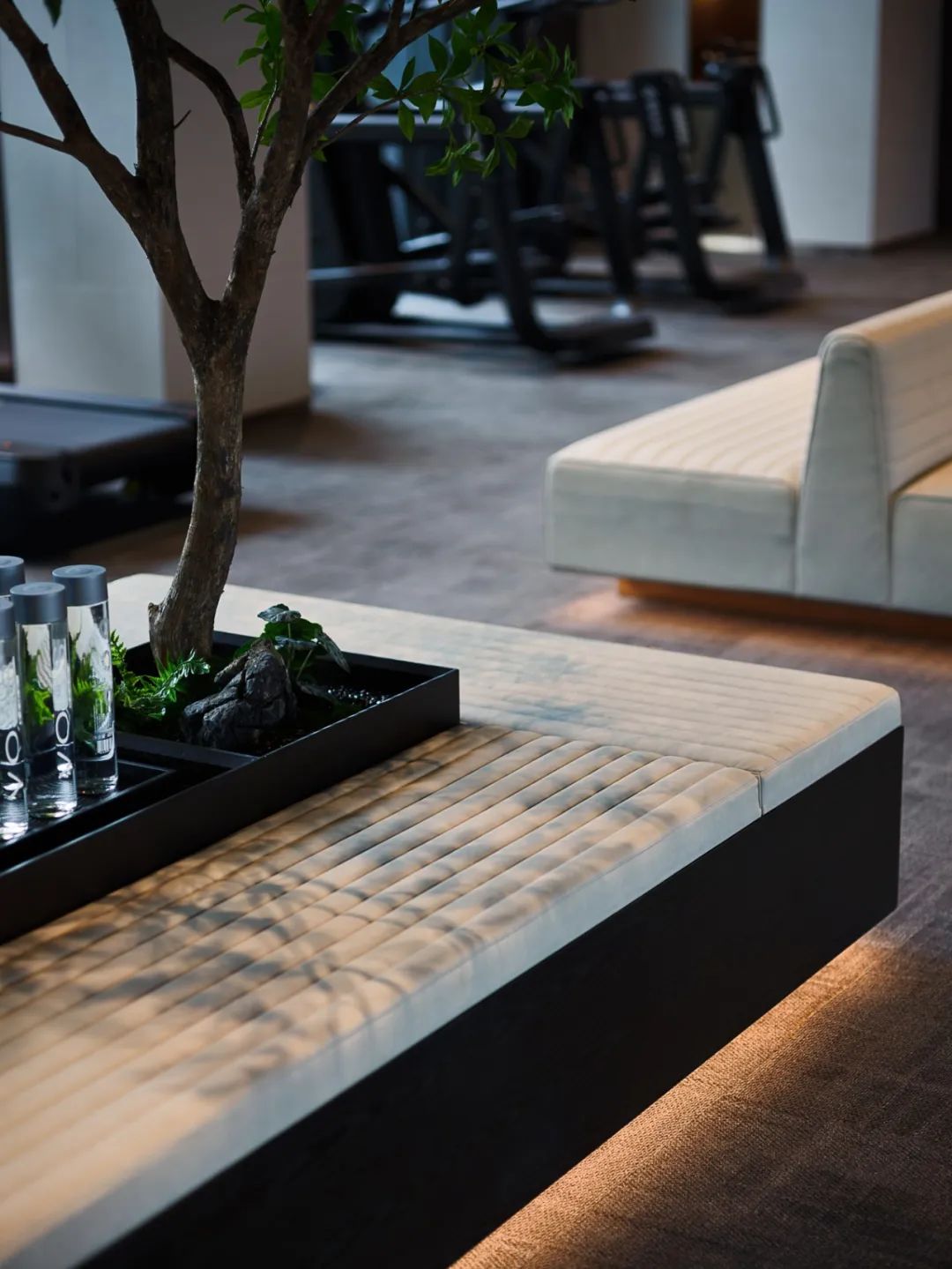 都市里的自然避风港丨中国广州丨王小锋-49