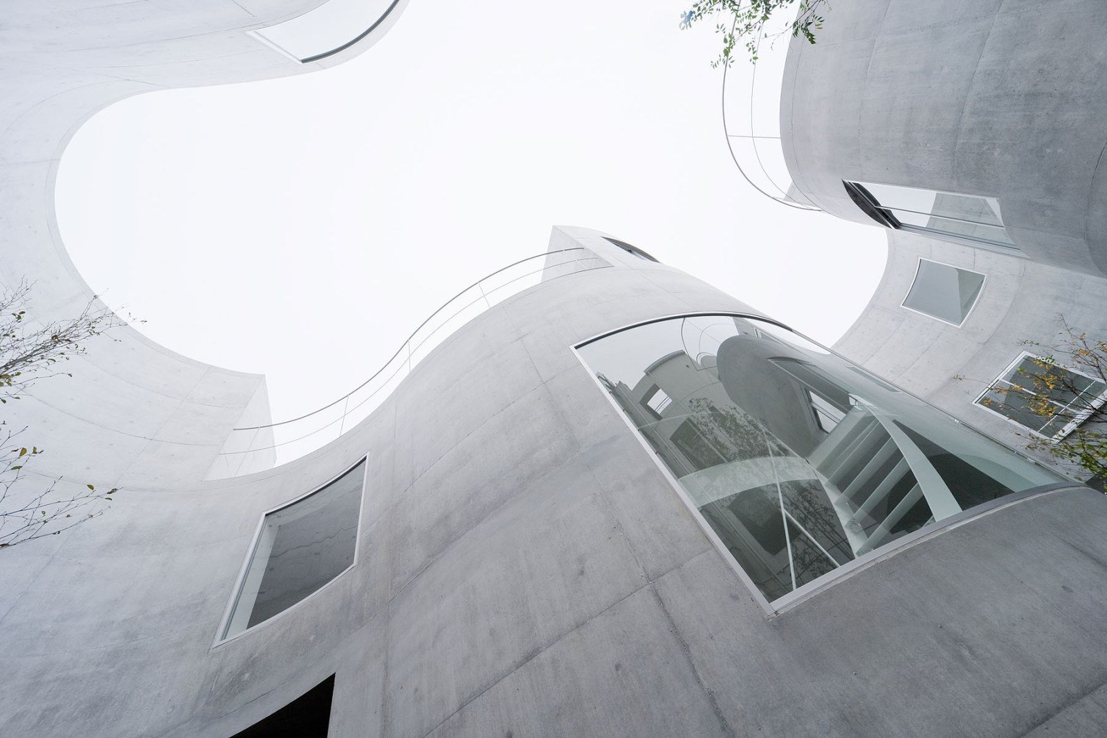 丨日本神奈川丨SANAA（妹岛和世 + 西泽立卫）-16