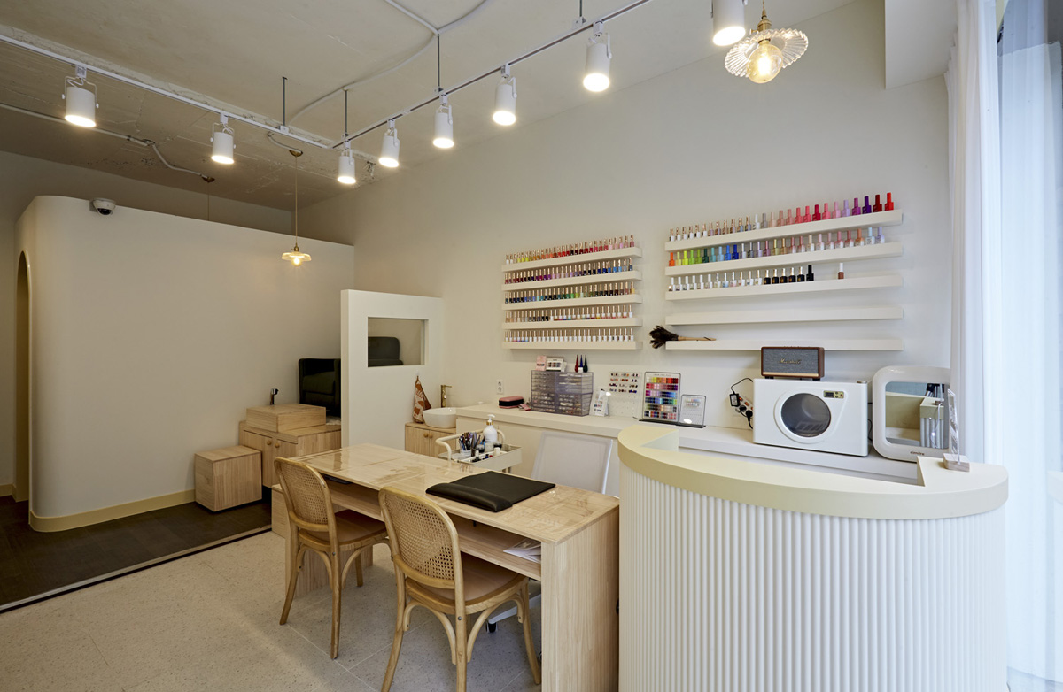 10 坪温馨北欧风小店，低成本打造简洁纯净空间-4