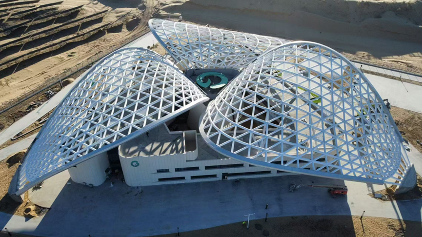 新疆中绿电米东综合服务中心丨中国乌鲁木齐丨HKS建筑设计-32