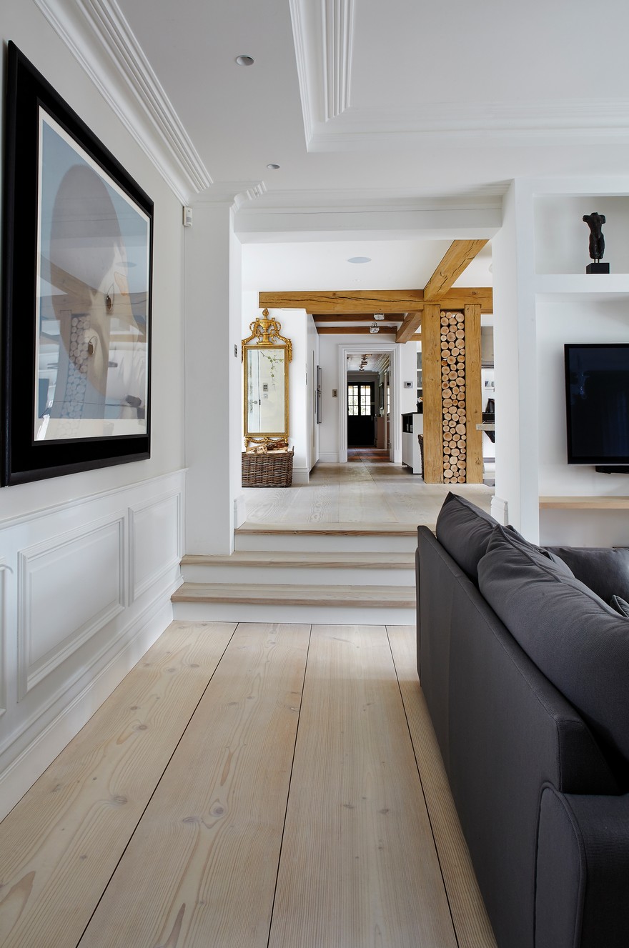 A Perfect Blend of Scandinavian and New England Style-9