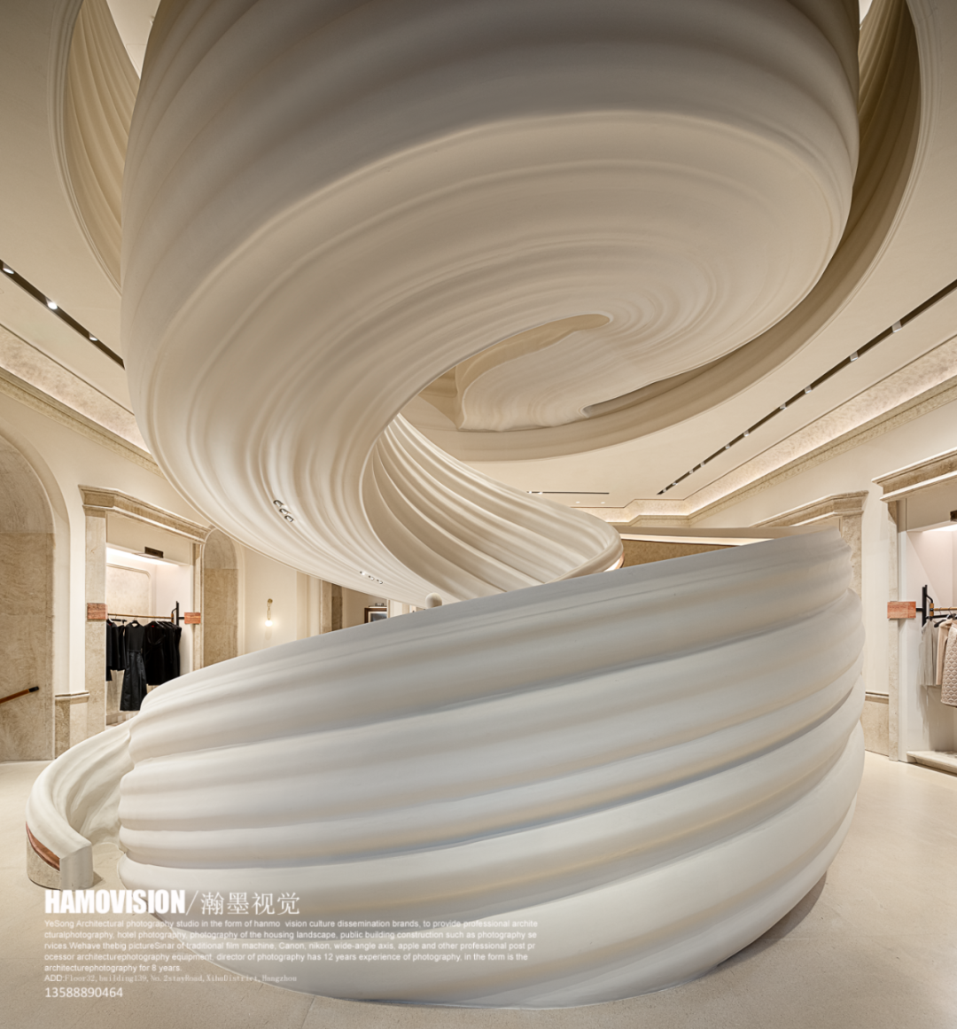 首发！×CURIEL·叶松摄影|徐梁设计：源于1908年的意大利百年时装品牌-35