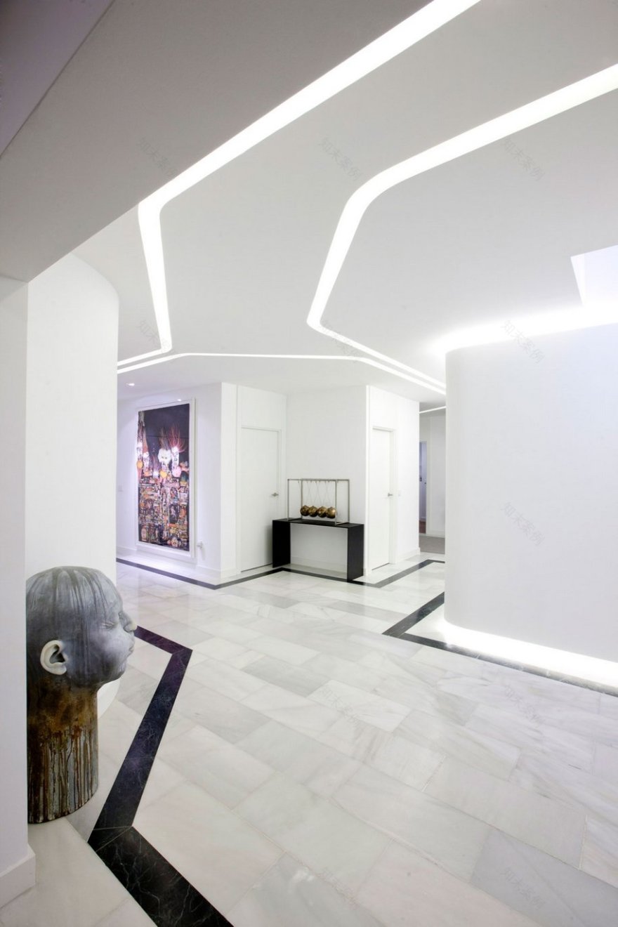 马德里市中心恐怖公寓丨西班牙马德里丨IlmioDesign公司-17