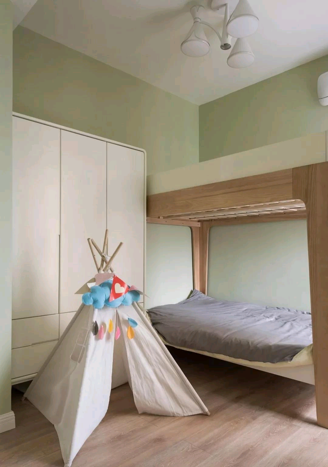 被光和爱贯穿的家-5