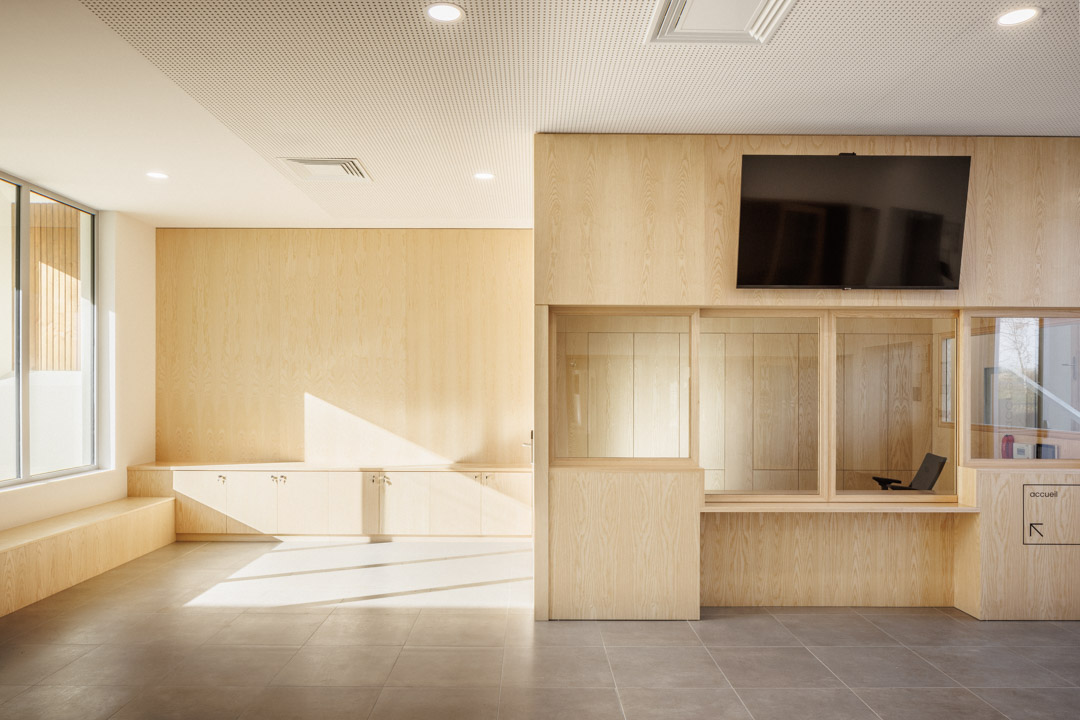 Training center, residence and workshops for apprentices | Atelier Téqui Architectes-32