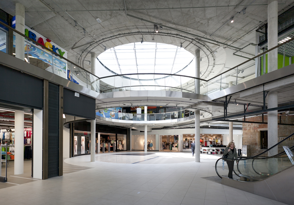 Decin 啤酒厂购物中心-43