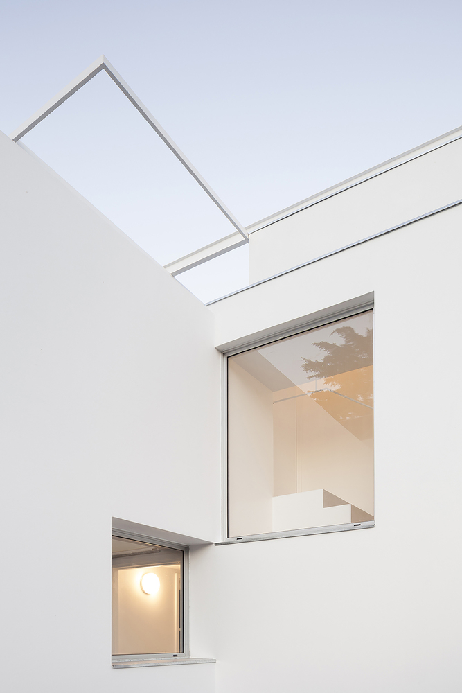 PH Thames  Alonso-Crippa-37