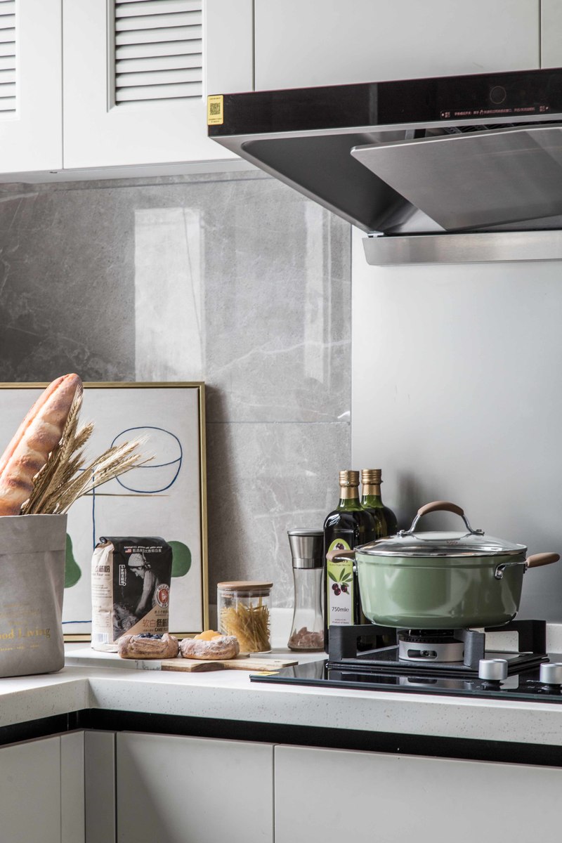 《白底上的白方块》 | 至上主义设计理念的完美呈现-41