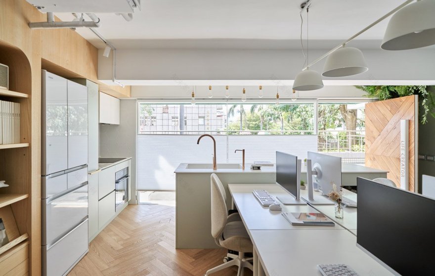 散發家的歸屬感,環繞在遼闊綠意和日光之中的愜意工作空間:Life Creator 樂創設計辦公室 — Hey!Cheese-4