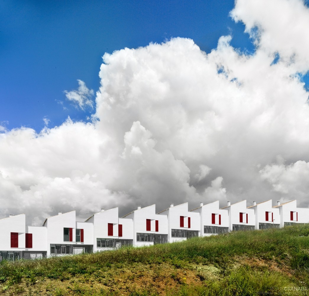 18 Social Houses in Iznajar  Gabriel Verd Arquitectos-33
