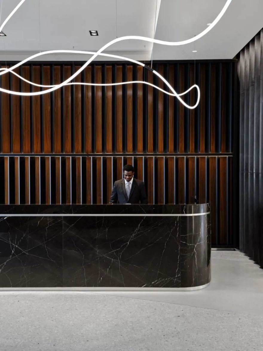 沉稳轻奢|优雅高级办公设计-16