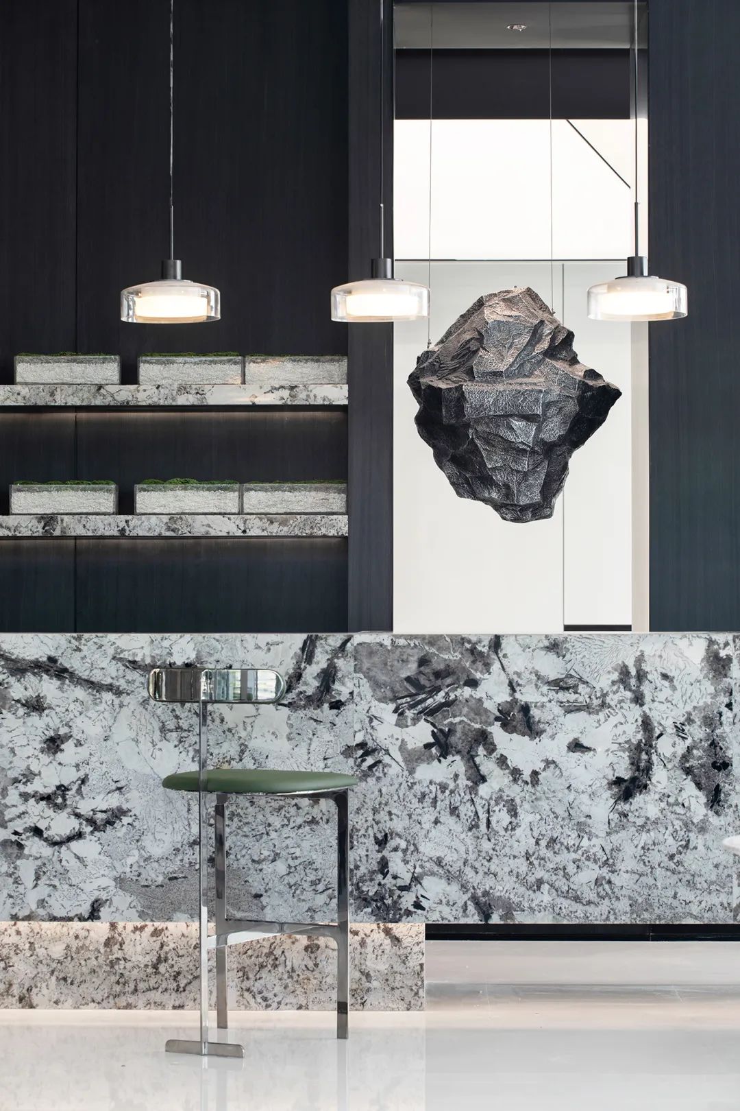 融创南昌·玖玺台销售中心 | 现代简约中的艺术与自然共生-92