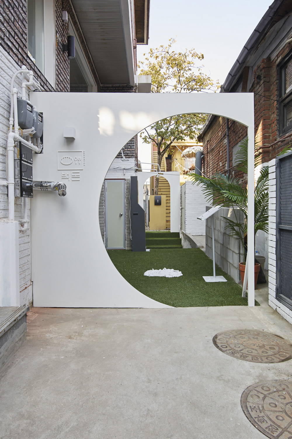 14 坪温馨黑白家居，展现简约设计魅力-12