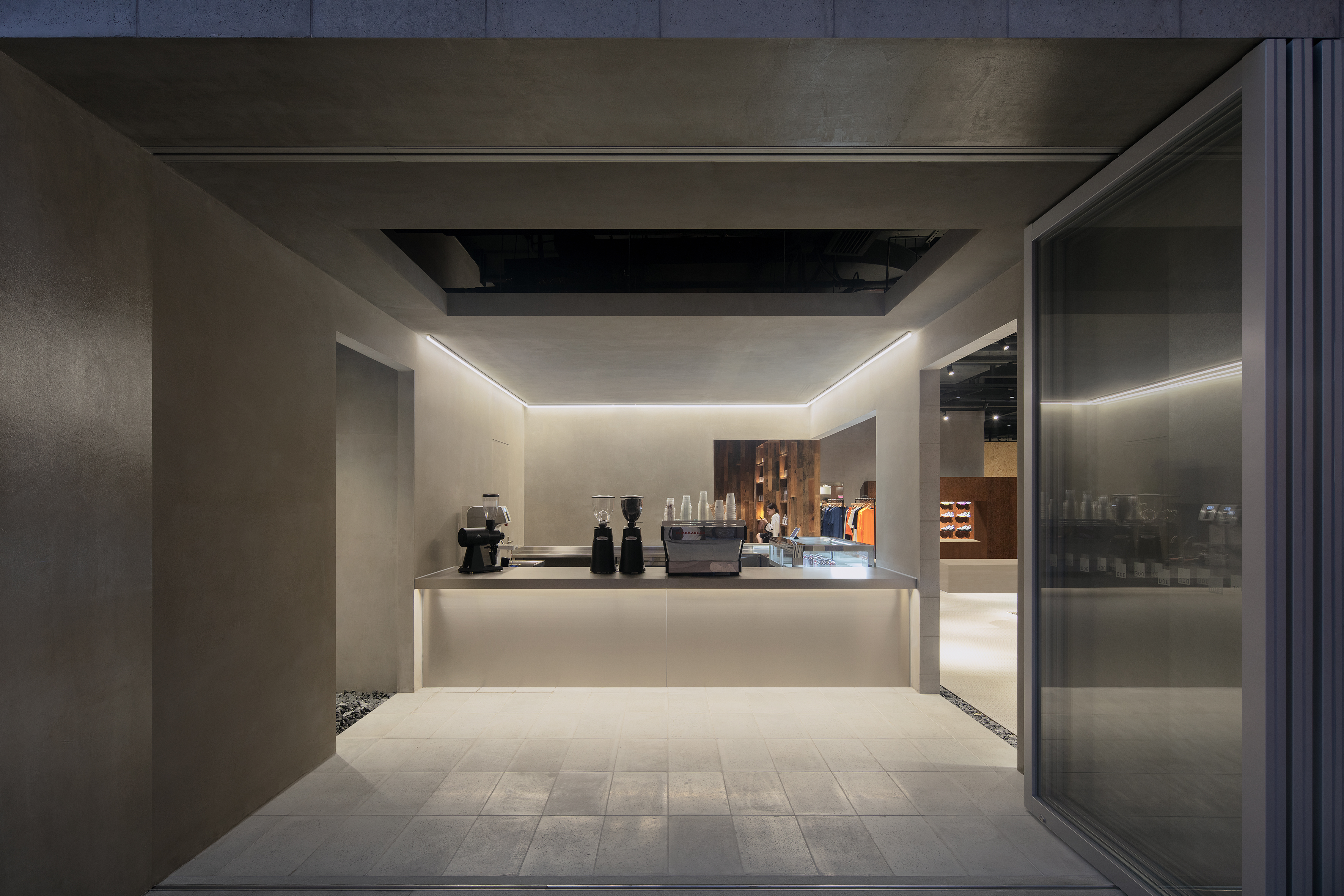 中国深圳大山顶DOE Store服装店(青山周平)B.L.U.E. Architecture Studio设计-30