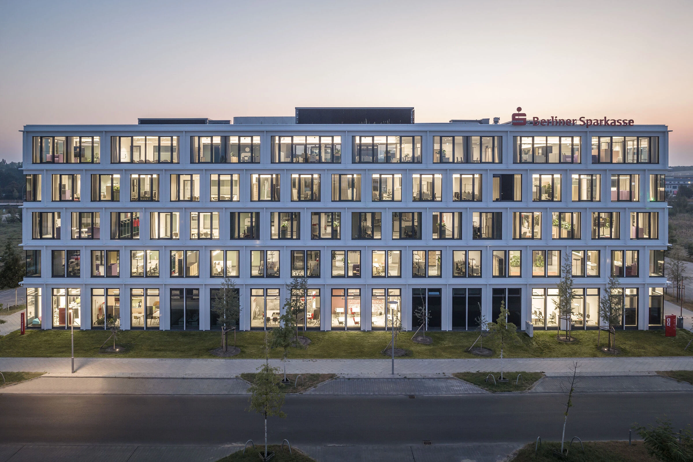 Headquarters of Berliner Sparkasse-46