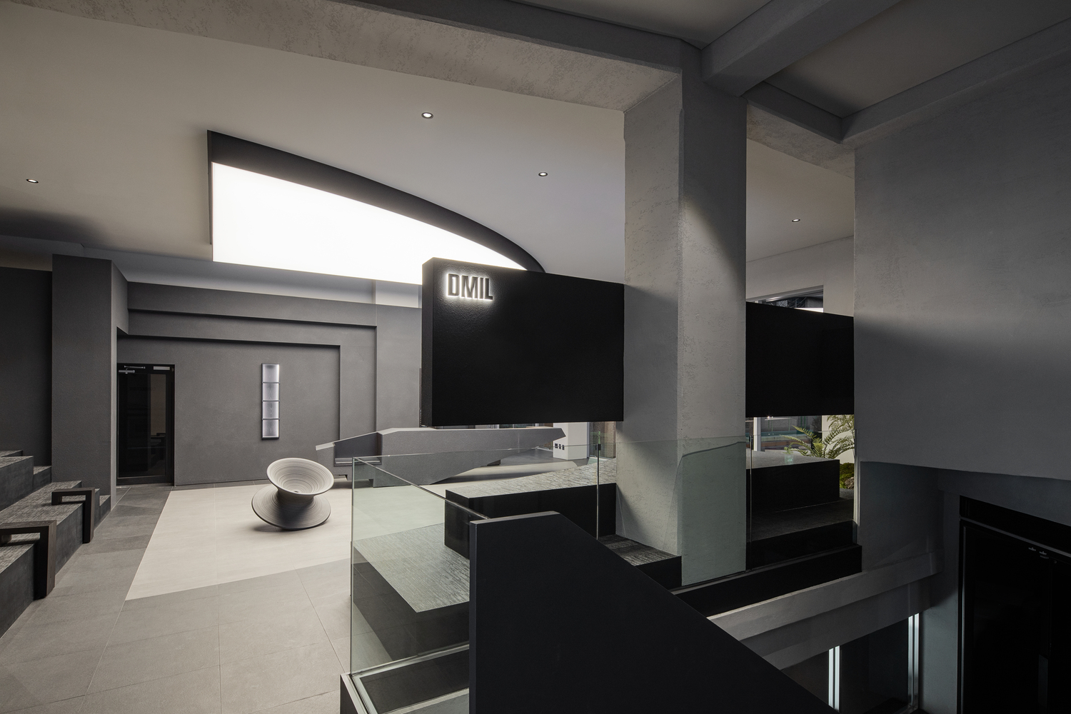 韩国 DMIL Office Lounge · 黑白简约的新媒体空间丨韩国首尔丨Plainoddity-31