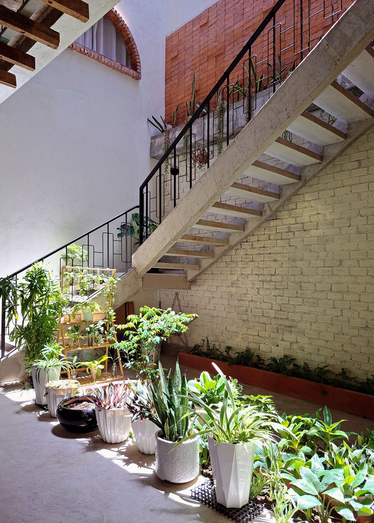 小红楼 | 2 米宽的温馨之家-26