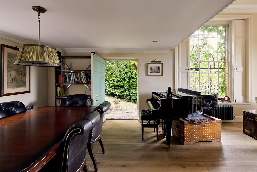 “伦敦郊区 18 世纪乔治亚式别墅 | 绿意中的古典英伦风”-6