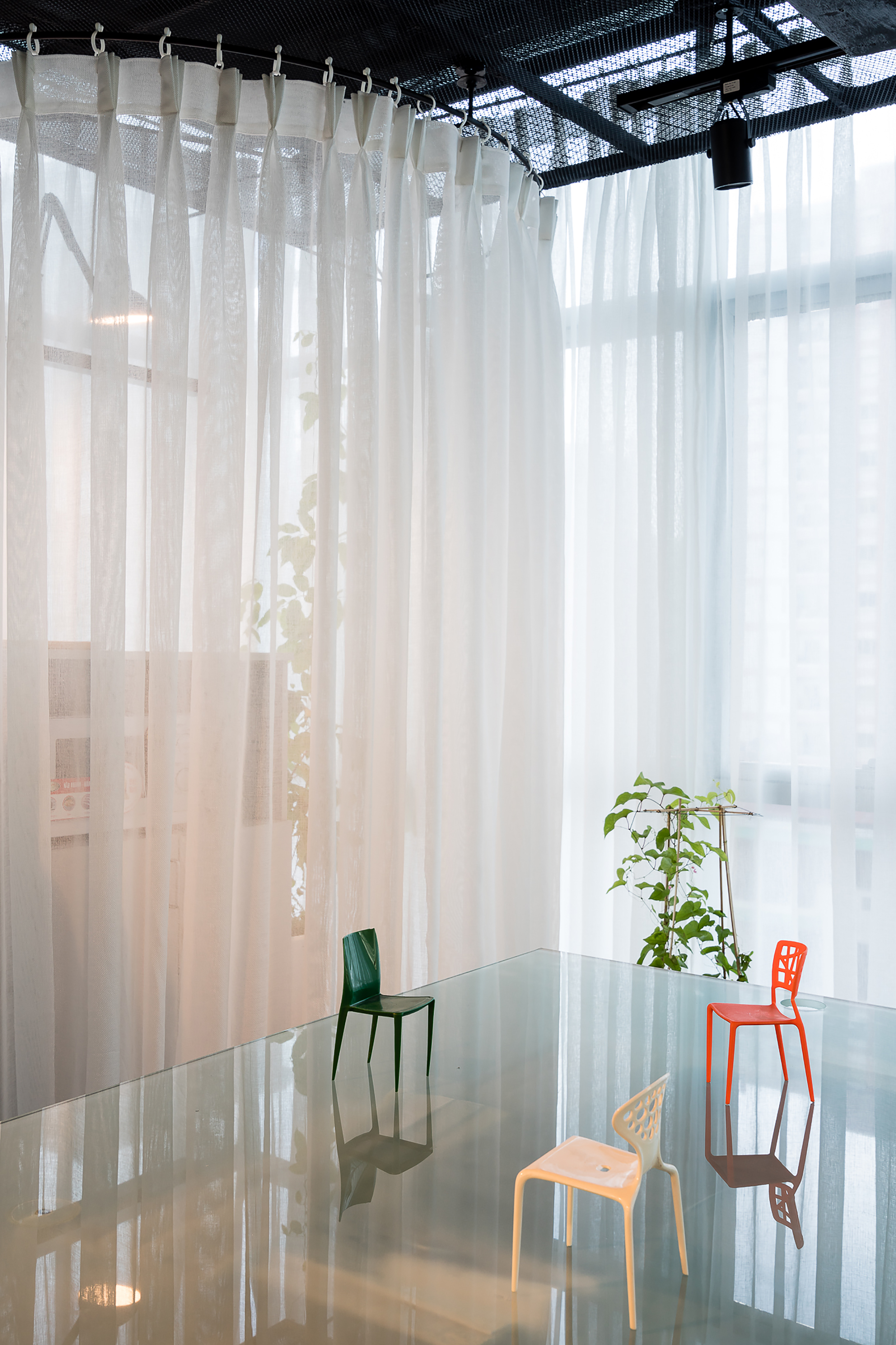 低成本翻新办公室，Gamma 的灵动空间-27