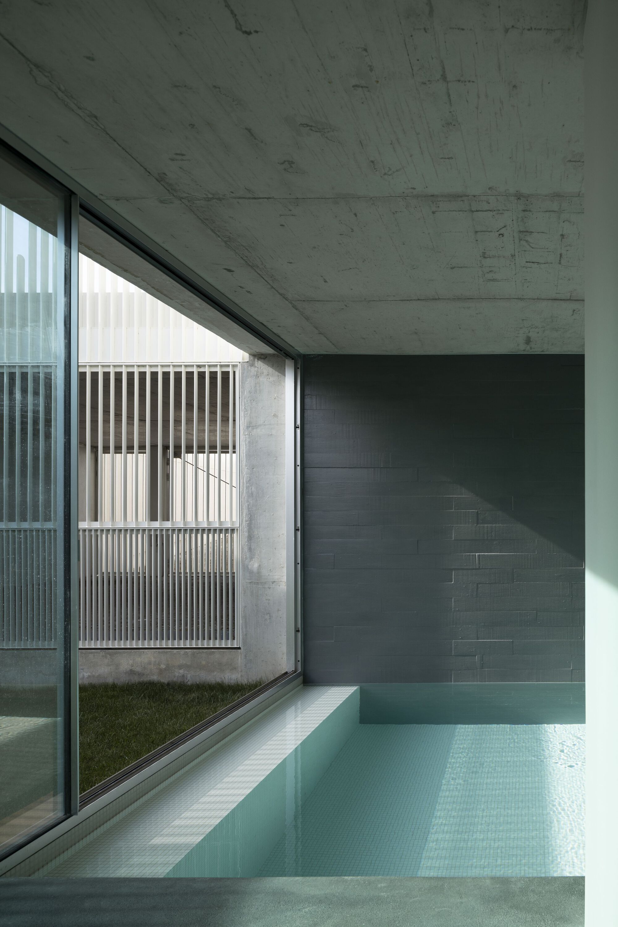 奥里宗特公寓丨葡萄牙丨RVdM Arquitectos-34