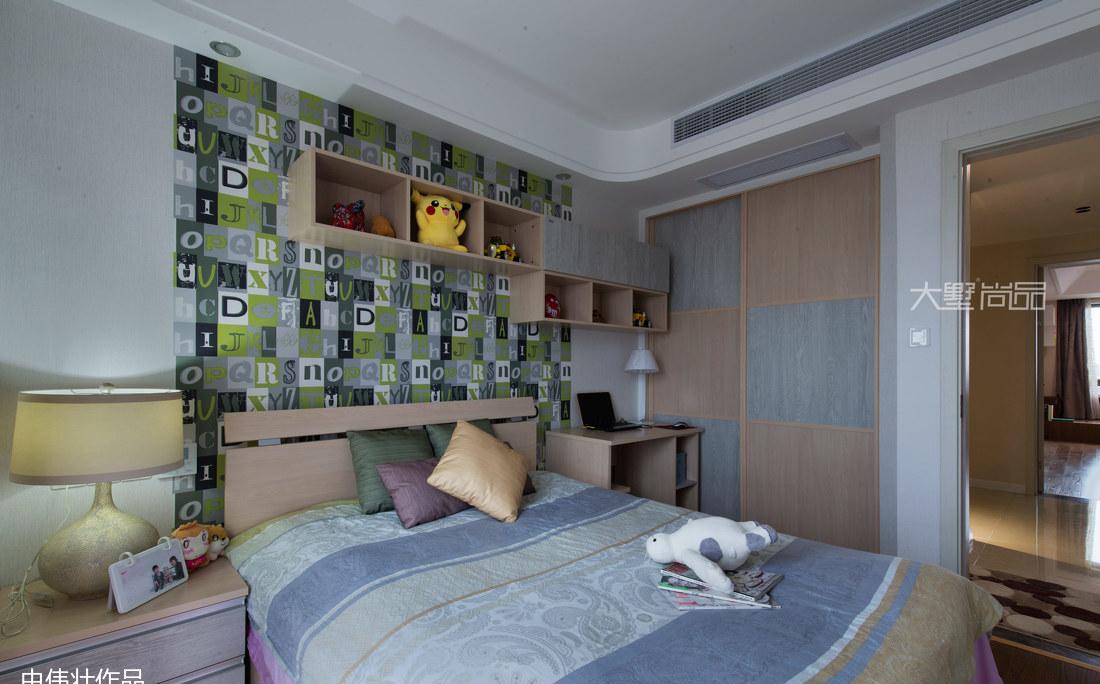 绿色与咖色共舞,打造平衡空间美感-32