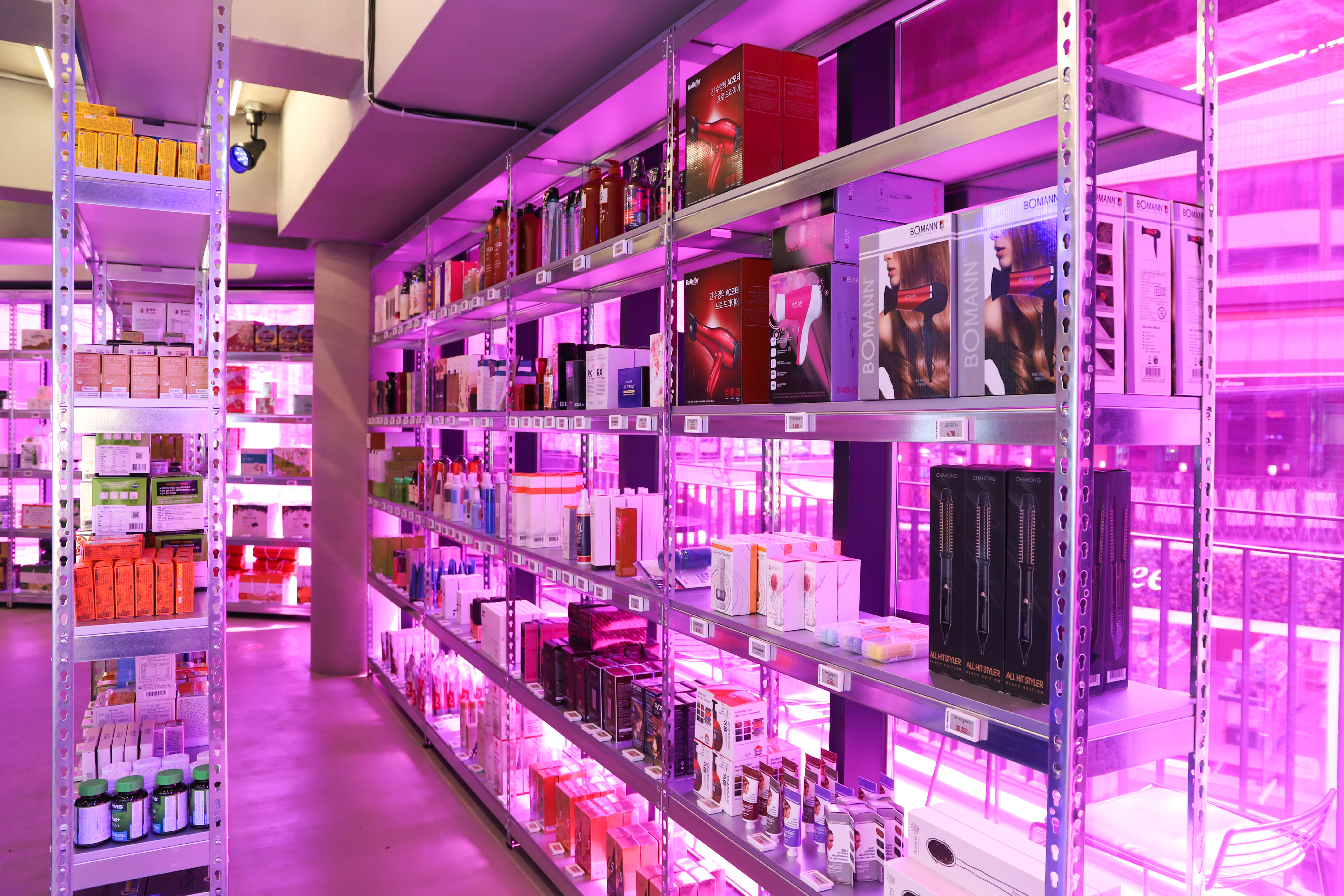 臀部和嘴唇丨OUTINSPACE 室内工作室-9