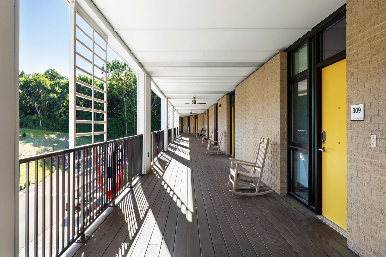 自由广场退伍军人住房丨美国诺克斯维尔丨BarberMcMurry Architects-3