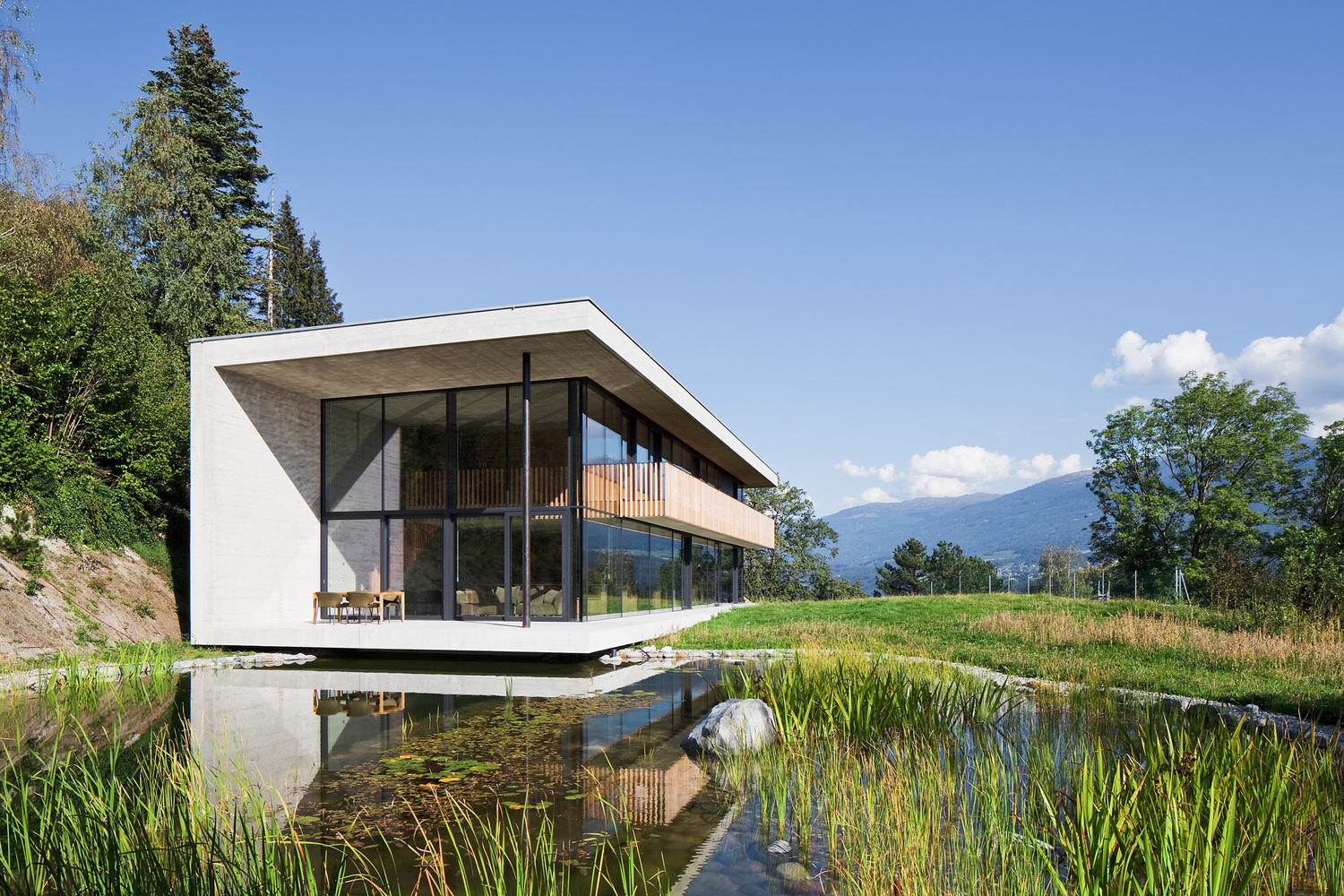 奥地利 Innsbruck 的 C 型之家丨LORENZATELIERS-22