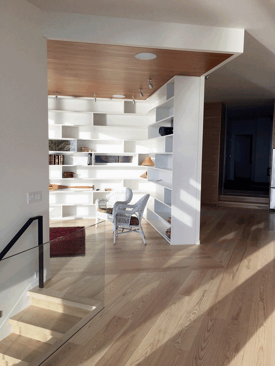 Four Stacked Boxes Defining Modern Family House in San Juan Island-21