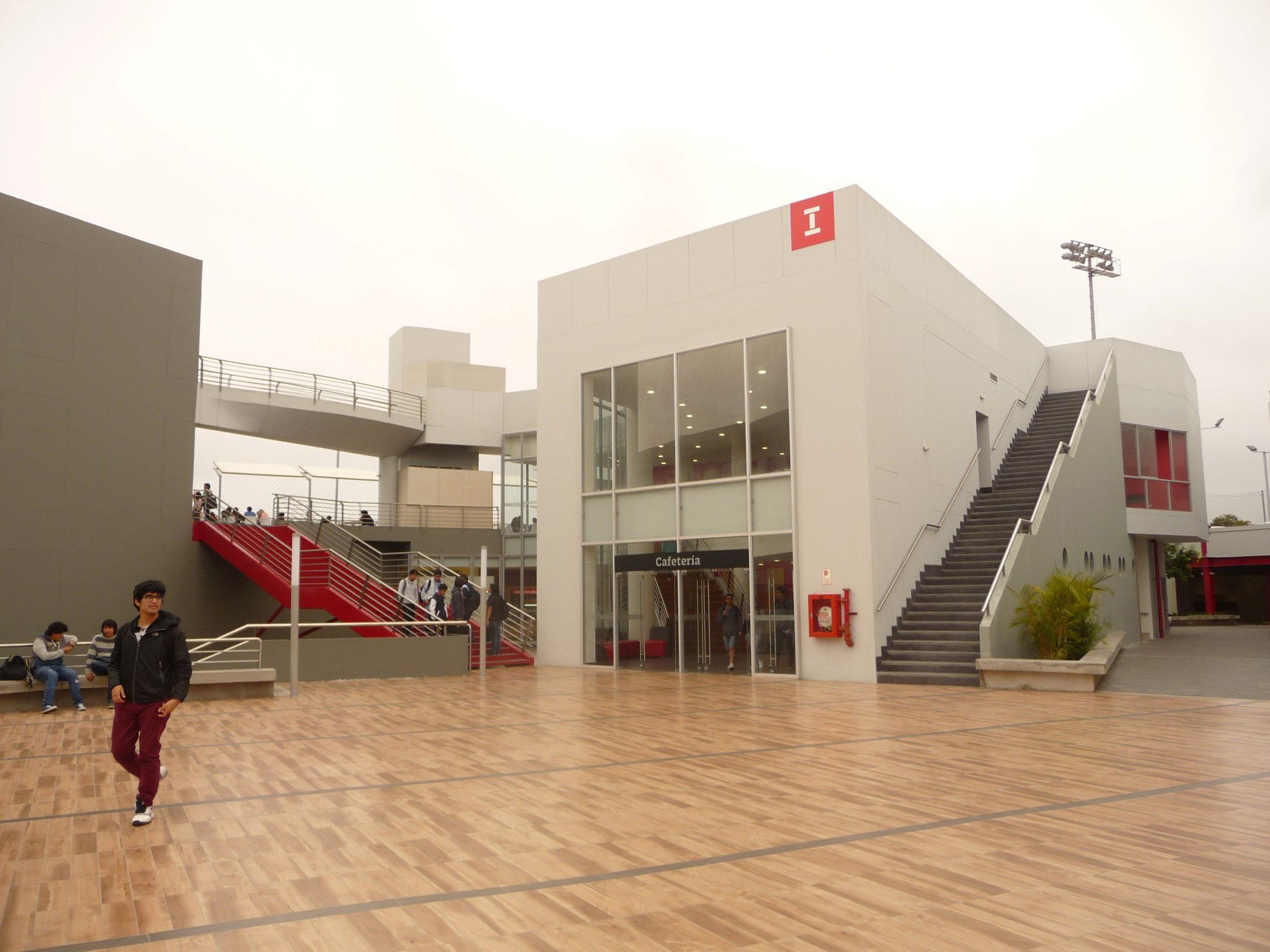 校园 villa 建筑,现代室内设计之美-3