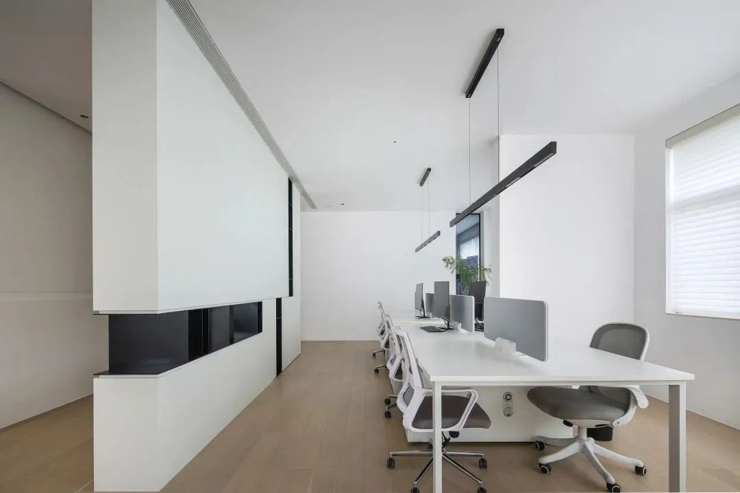 白色极简魅力办公空间丨JM 近木築造-29
