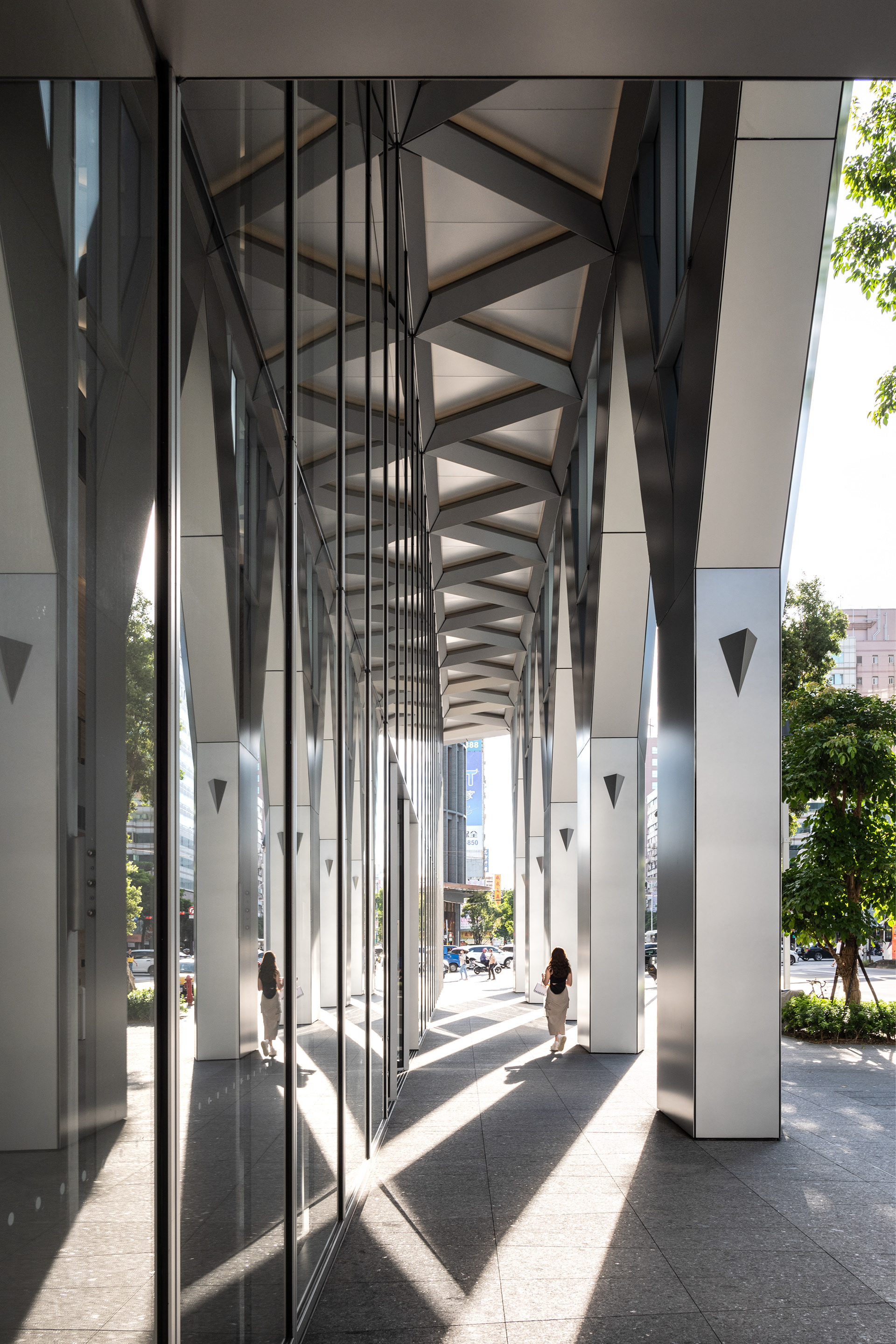 Shanghai Commercial and Savings Bank HQ/ JJP Architects-10