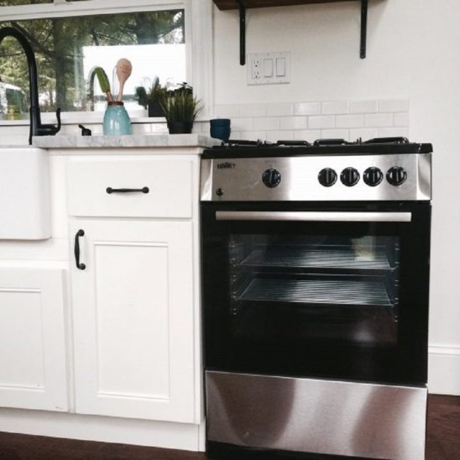 Tiny Heirloom建造的微观精致房屋-16