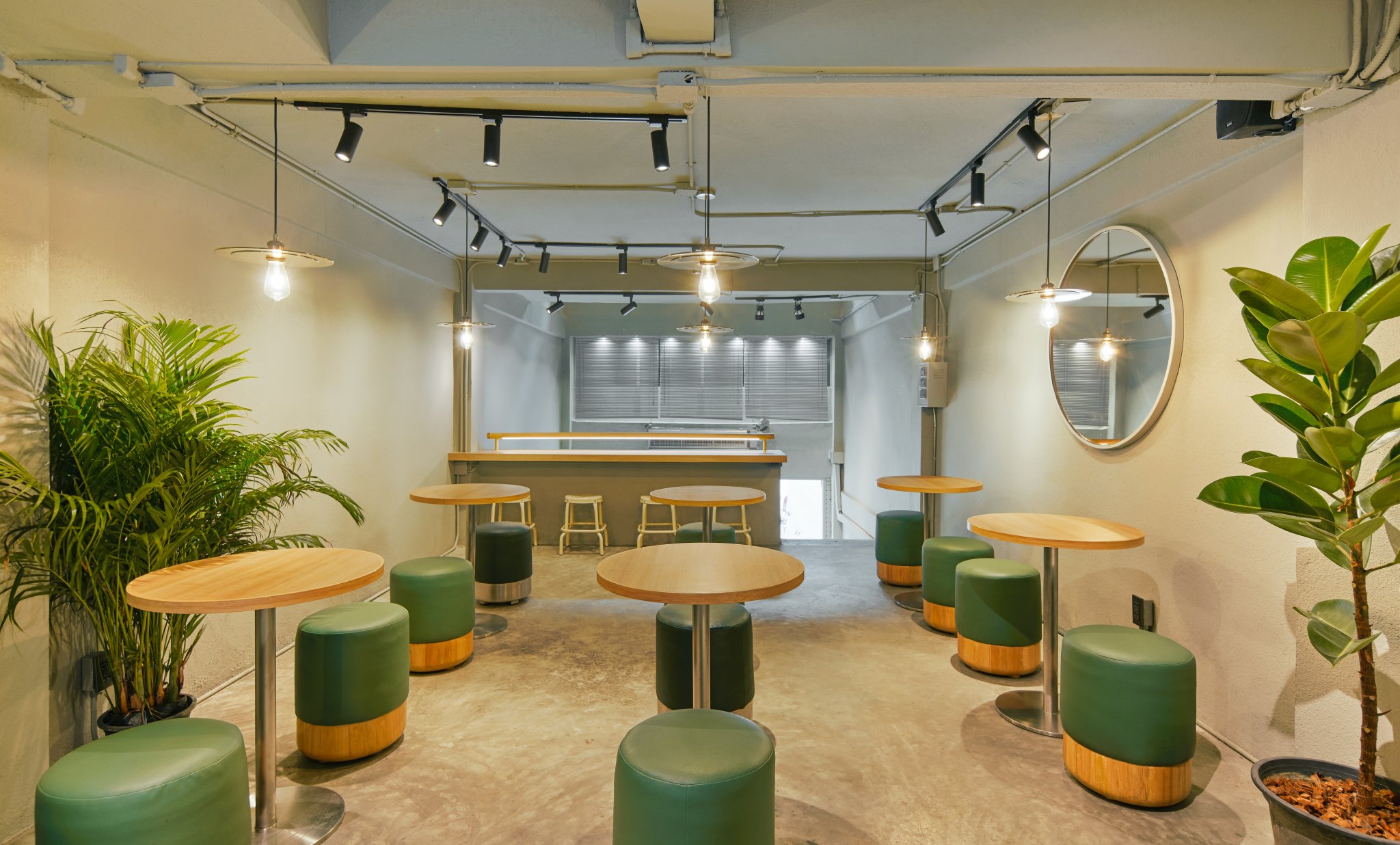 曼谷绿色森林里的简约艺术咖啡厅丨泰国曼谷丨Taste Space Co.,Ltd.-10