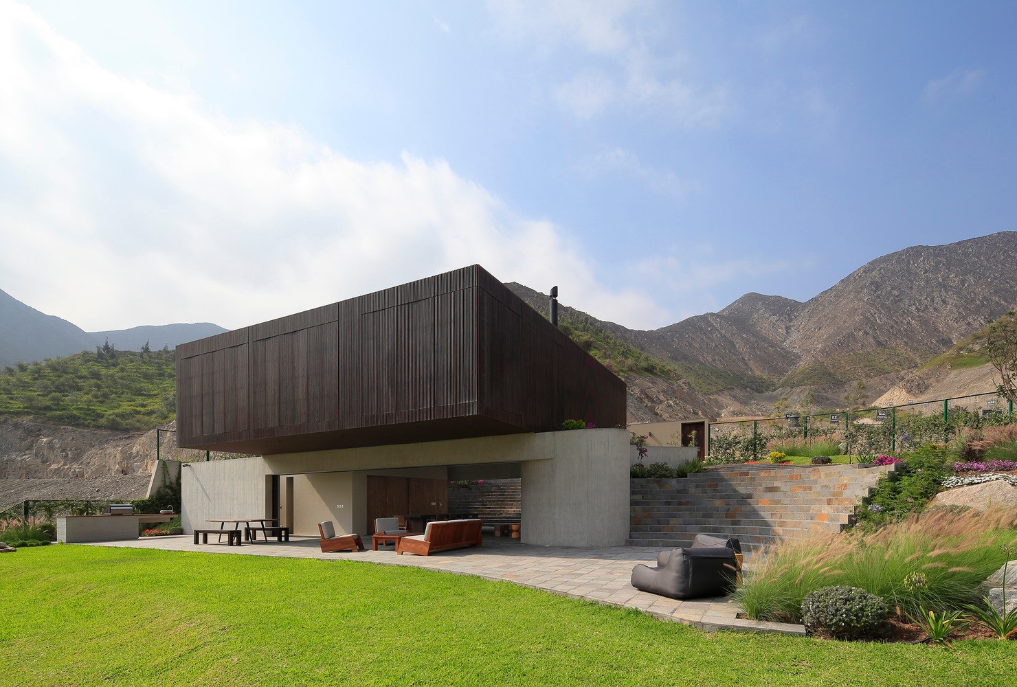 木盒之下 | 有机乡村风格与环境共生-5