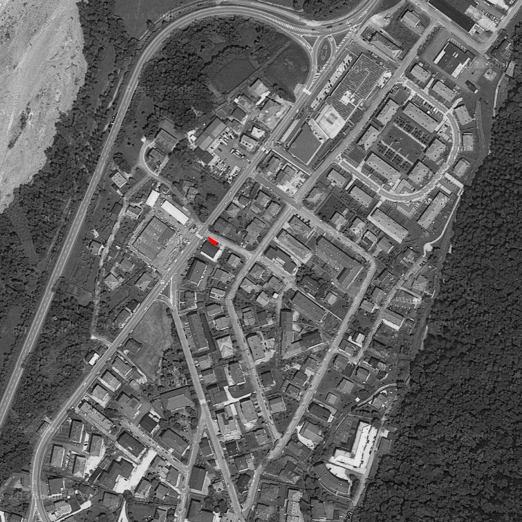 玻璃之屋 · 木质壁炉展示空间的扩建与创新-15