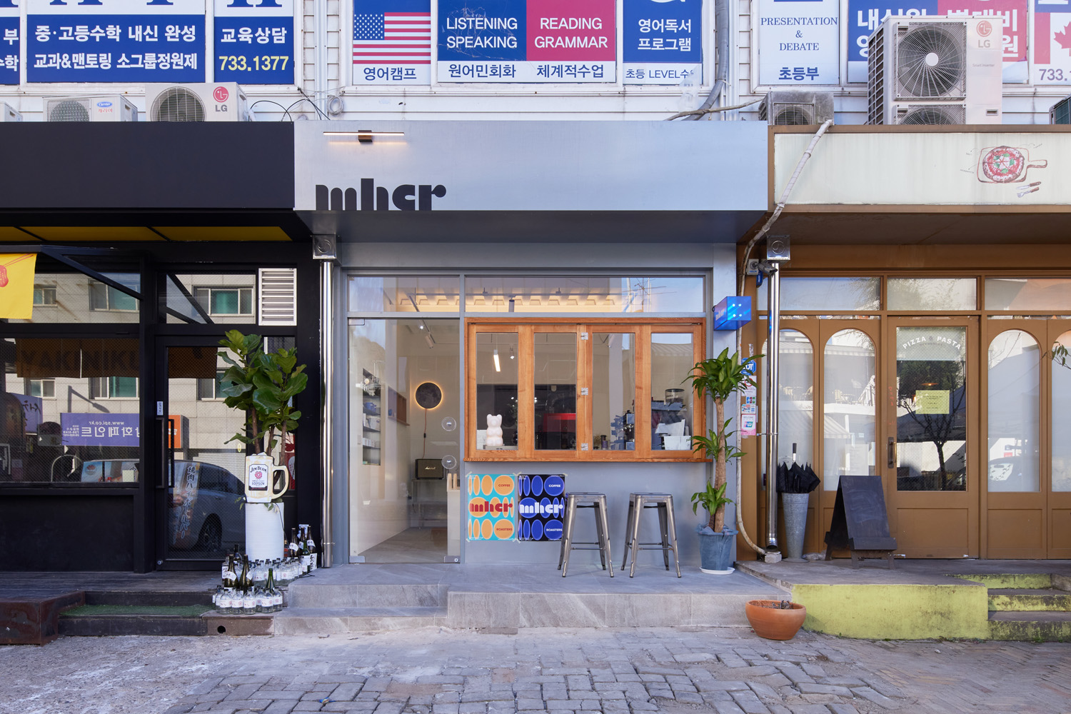 白色与木质 | 11 层奢华公寓的精致内饰-2