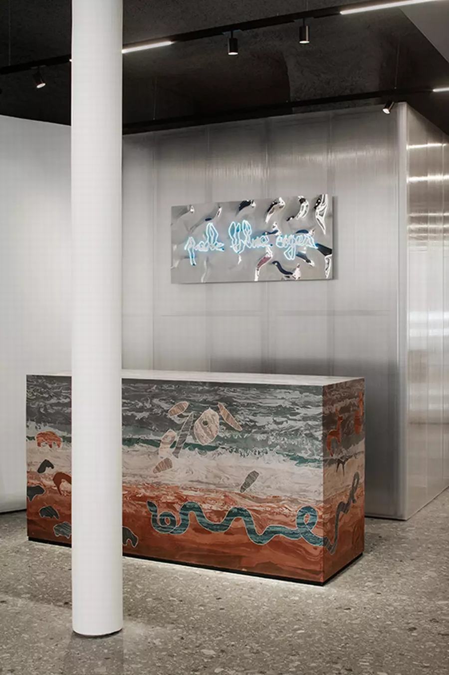 “男孩不哭”巴黎男士时尚精品店设计，提供男士时装、设计、书籍和艺术 - 米尚丽零售设计网 MISUNLY- 美好品牌店铺空间发现者-2