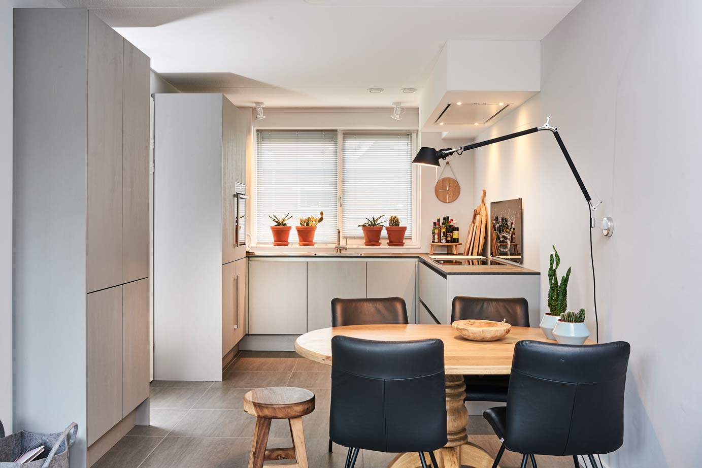 Ans家的现代U型厨房设计丨NetherlandsHaarlem丨Keur Keukens-7