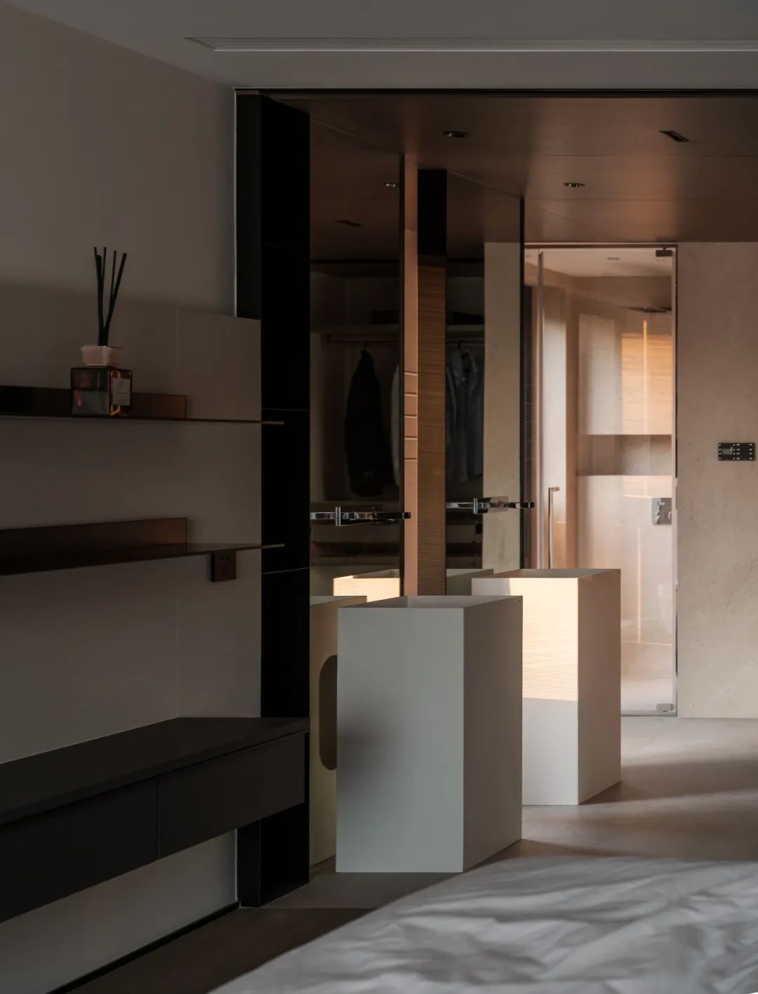 时间的轮廓丨UOHO-77