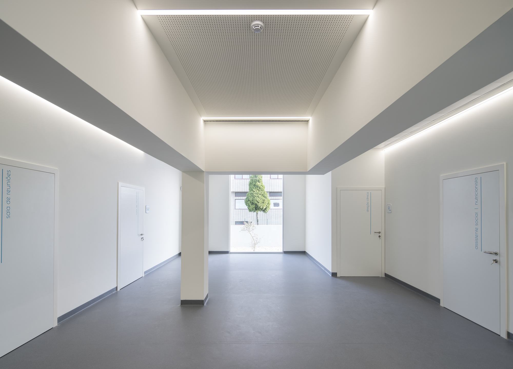 Nefrodouro 血液透析诊所丨葡萄牙丨Ventura+Partners-16