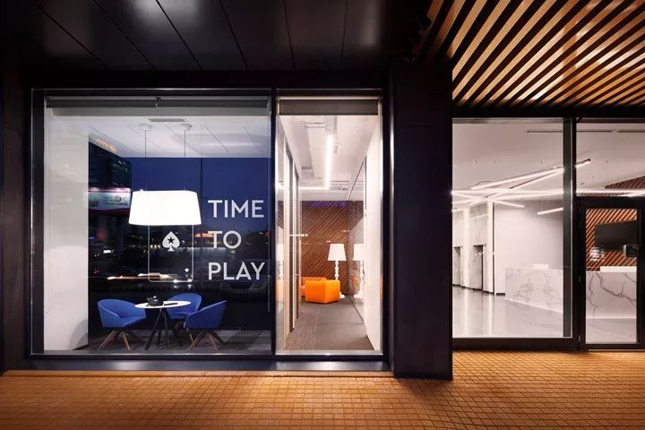 Stars Group 索非亚办公室 | 暗黑主题下的多元化空间设计-27