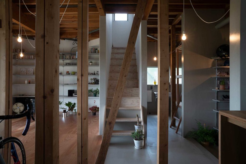 築約30年の家をリノベーション 好きな時代のテイストでまとめられた室内空間 | Style of Life | 100%LiFE-0