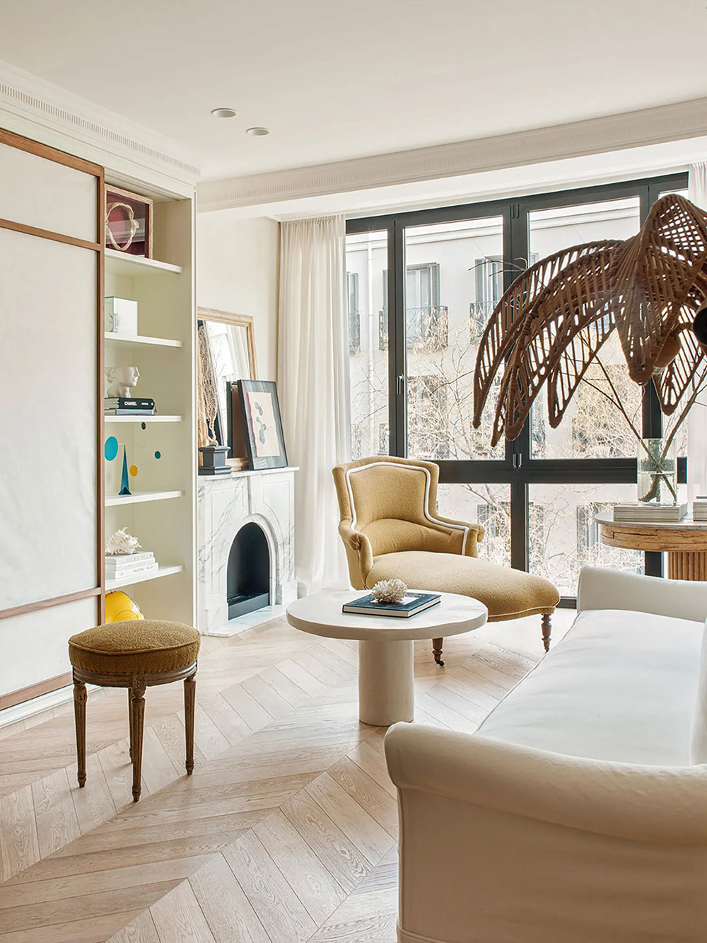 马德里小户型公寓的古典与现代设计-2