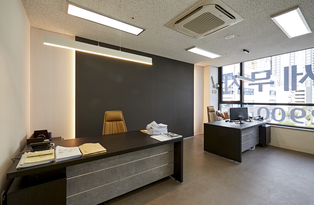 极简会计公司的 25 平米精致设计-9