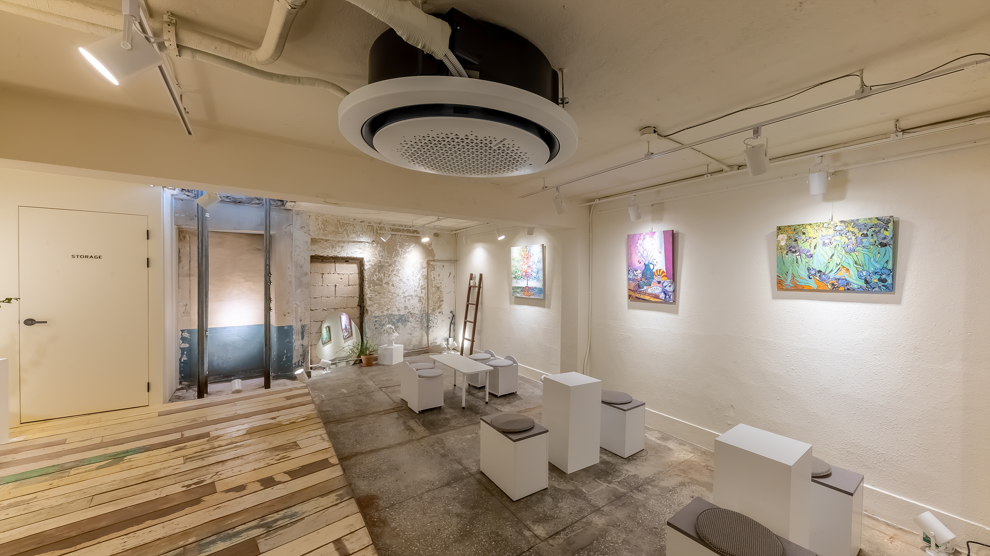 40 平米极简咖啡厅 | 白色与木质的完美融合-13