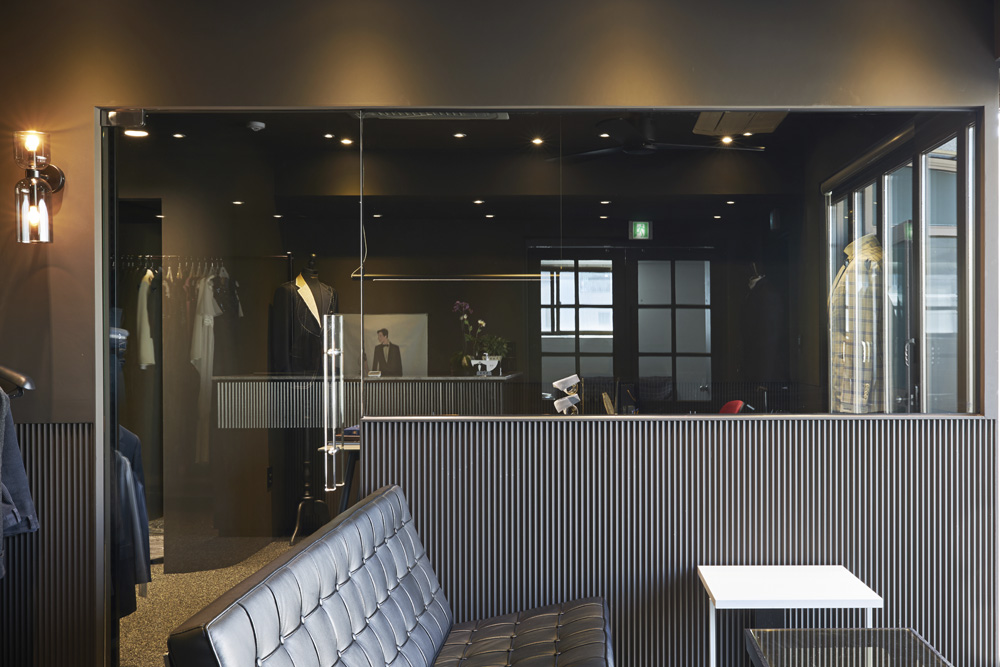 25 平现代男装店，极简黑白色调的魅力-6