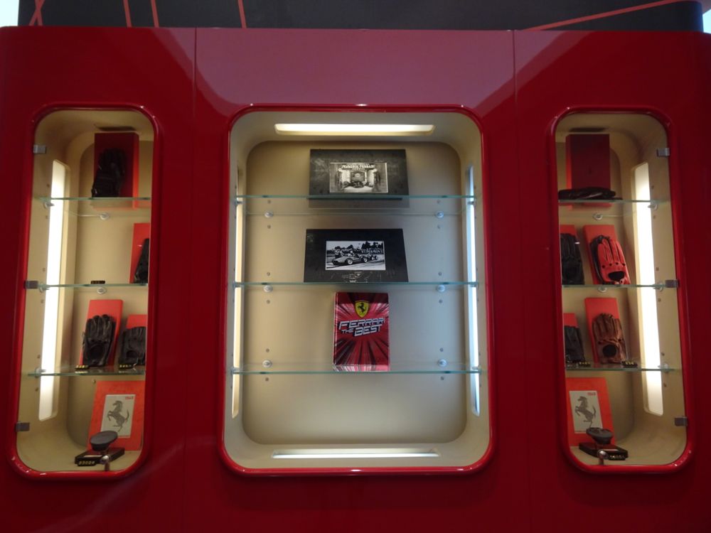 フェラーリ・ワールド・アブダビ | UAE の建築【世界建築巡り】-69