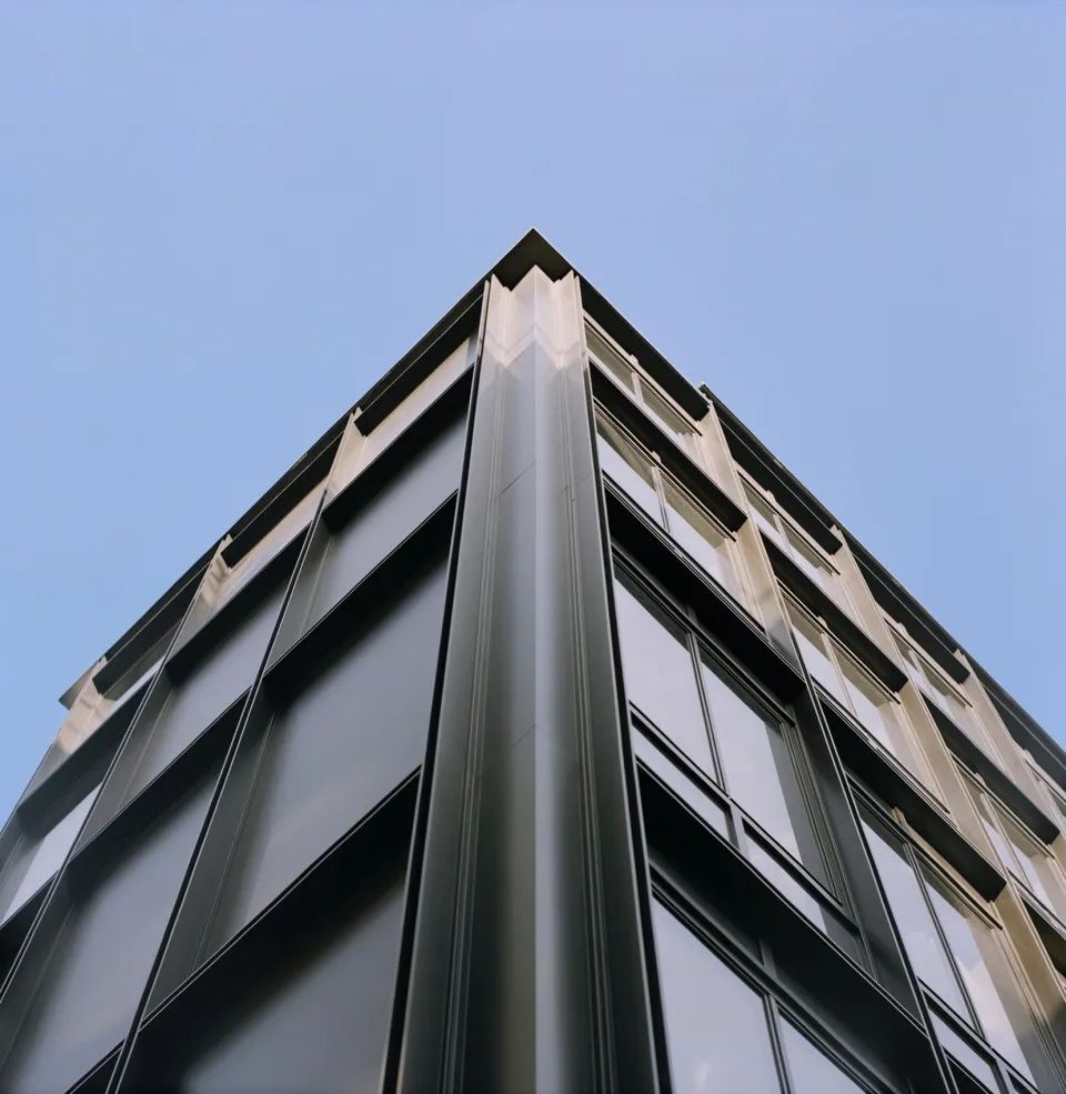 SERVAN综合体｜关注福祉的工作空间-29